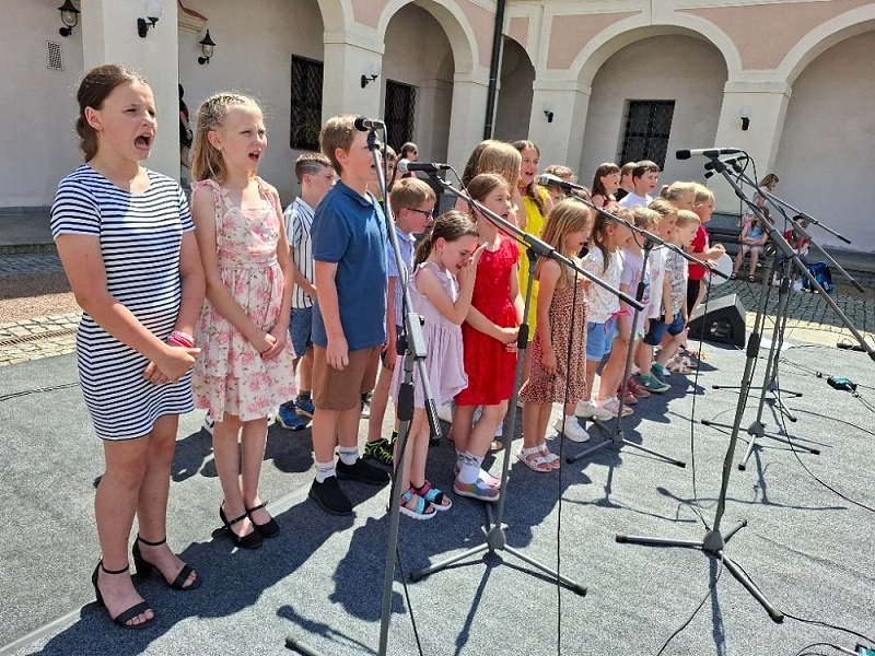 Vystoupení dětí z družiny na Nova Civitas